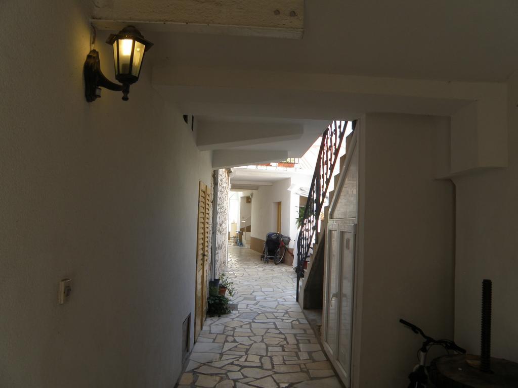 Apartment Amalija Primošten Zewnętrze zdjęcie