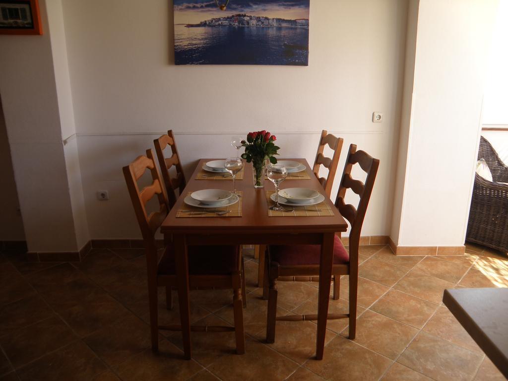 Apartment Amalija Primošten Zewnętrze zdjęcie