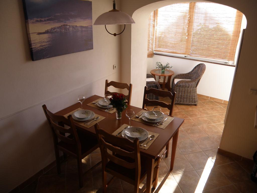 Apartment Amalija Primošten Zewnętrze zdjęcie