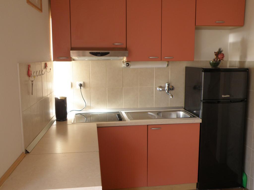 Apartment Amalija Primošten Zewnętrze zdjęcie